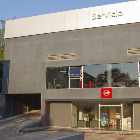 Showroom Nissan – Mariscal López